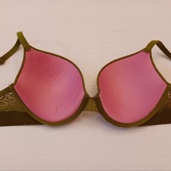 PINK Victoria's Secret Wear Everywhere Push Up Bra, 32DD - Picture 7 of 16
